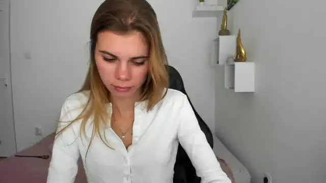 Rileyreid_18 – [Myfreecams] Natural Body Tru Private Porn Live Chat – 2026-05-19 02:44:55