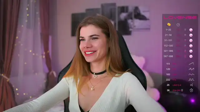 Rileyreid_18 – [Myfreecams] Hole Cam Show Ticket Cum Video – 2025-11-12 00:34:33
