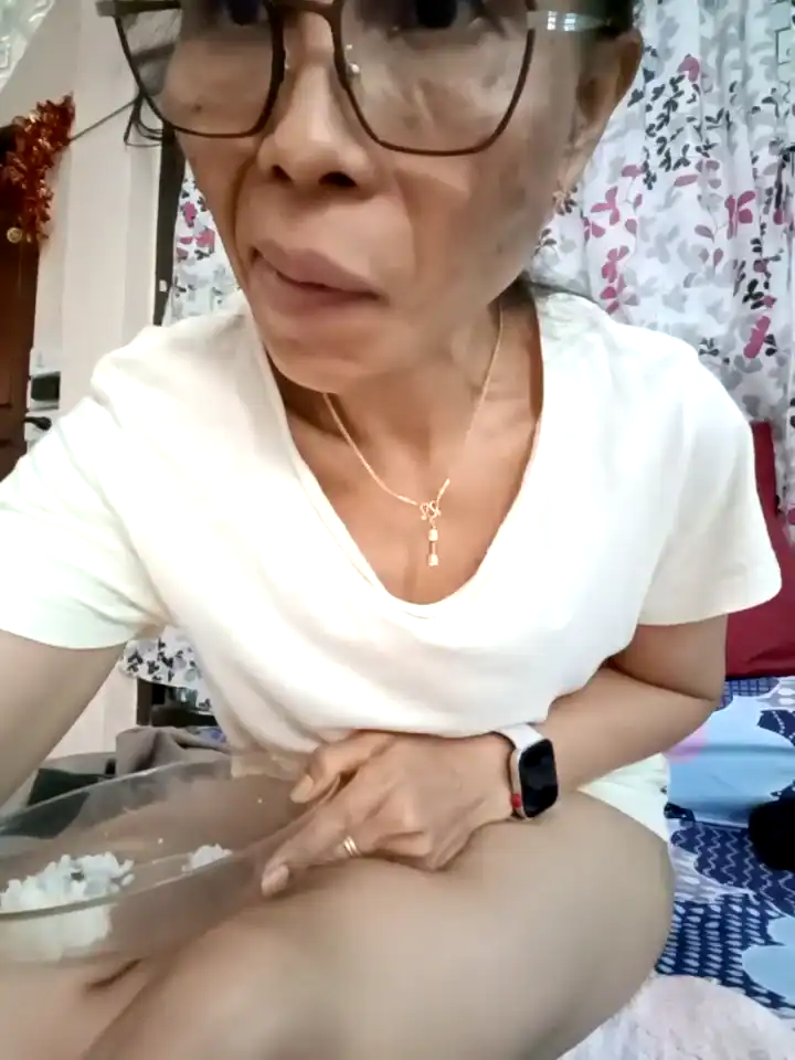 Mama_eva – [Stripchat] Hidden Blowjob Livecam – 2025-07-03 18:17:14