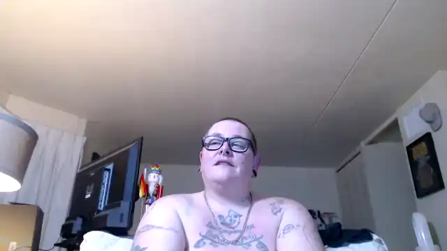 Ajthepunk420 – [Myfreecams] Gets Lucky Hottest Webcam Babe Gets Dirty – 2026-04-30 02:16:24