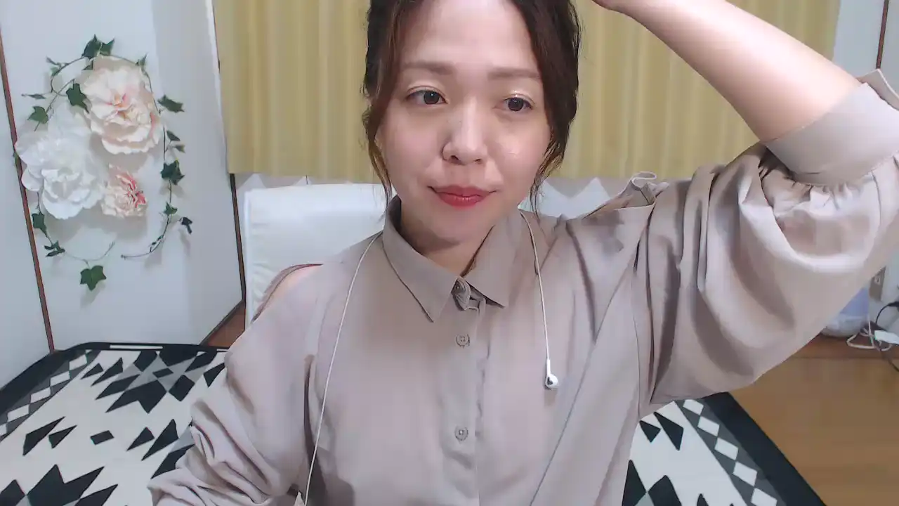 Mayusp – [Sakuralive] Crazy Fingering Webcam – 2025-05-22 21:39:14