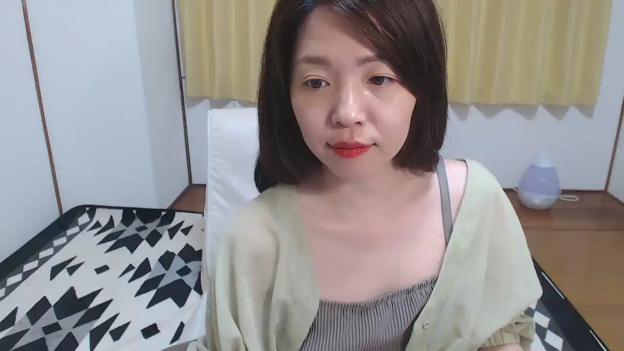 Mayusp – [Sakuralive] Naked Fucks Herself Big Tip Goal – 2026-06-12 08:51:17