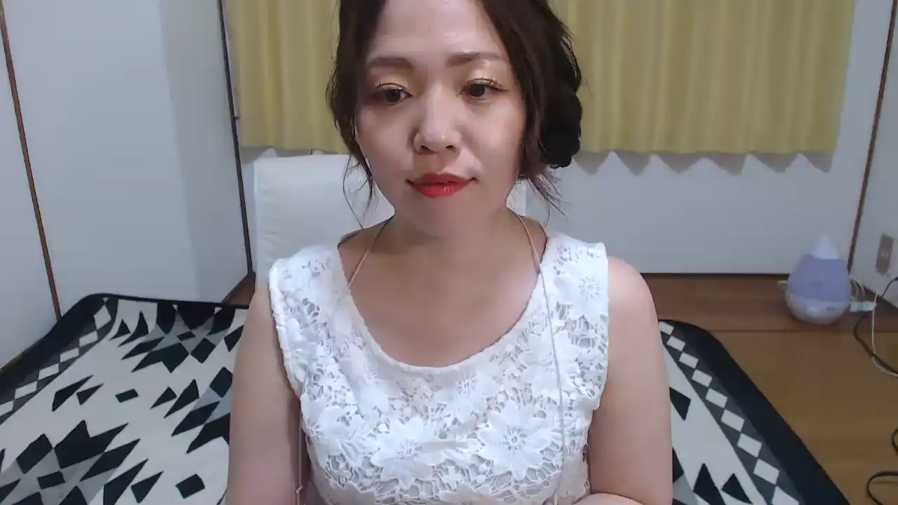 Mayusp – [Sakuralive] Cute Webcam Girl Huge New Video – 2025-07-02 22:01:19