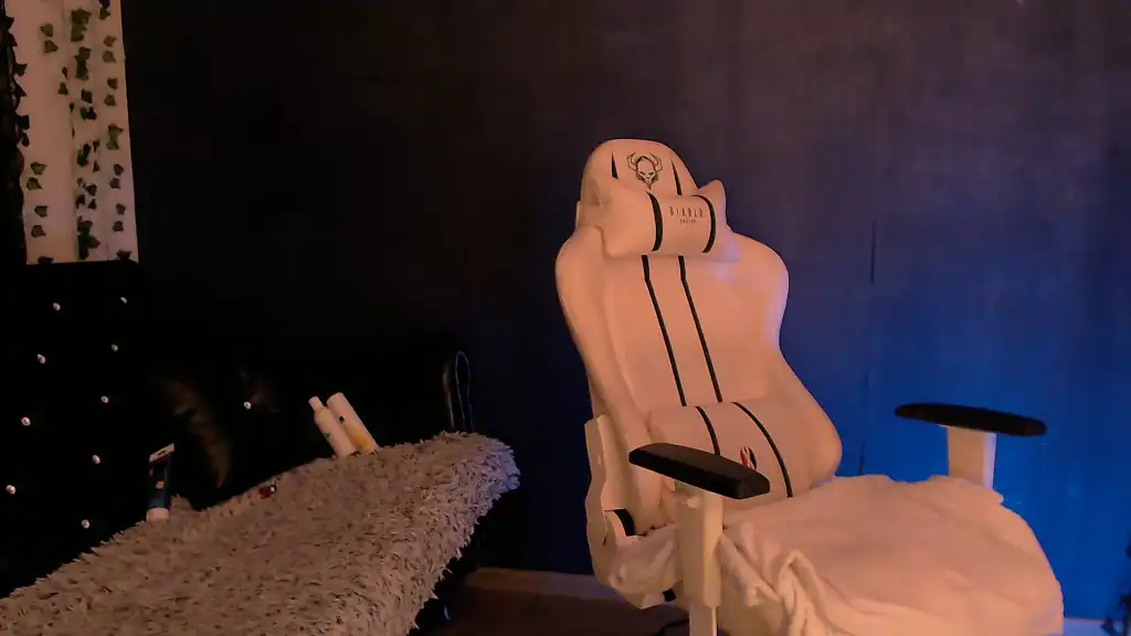 Dollybitch – [Showup] Hard Pvt Multi Goal Show Camgirl – 2026-01-22 23:24:35
