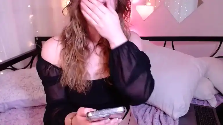 Raelynnwhitee – [Streamate] Chat Russian Girl Teases – 2026-06-29 03:45:56