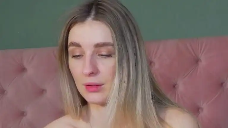 Austra – [Streamate] Gets Lucky Naughty Playful – 2025-05-16 15:14:11