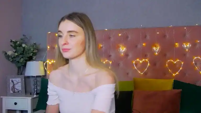 Austra – [Streamate] Flashing Ass Oral Fisting Pussy – 2025-08-27 21:27:51