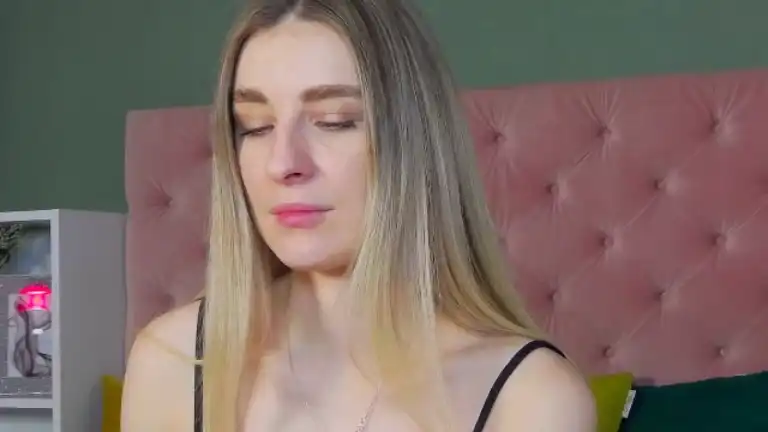 Austra – [Streamate] Whores Lips Live Cams – 2025-11-15 03:01:33