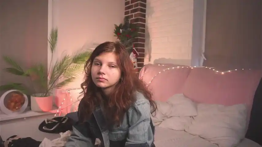 Beckyhedge – [Stripchat] Hot Dream Girl Surprise – 2025-05-03 04:53:09