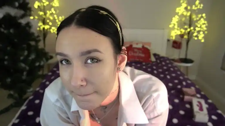 Nikkigoldx – [Streamate] Rubbing Pussy Shaved Best – 2025-07-25 00:04:22