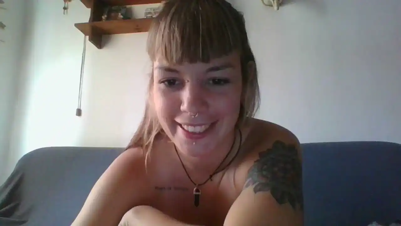 Ronamamona – [Amateur.tv] Slut Lush Camwhores – 2025-06-12 05:04:06