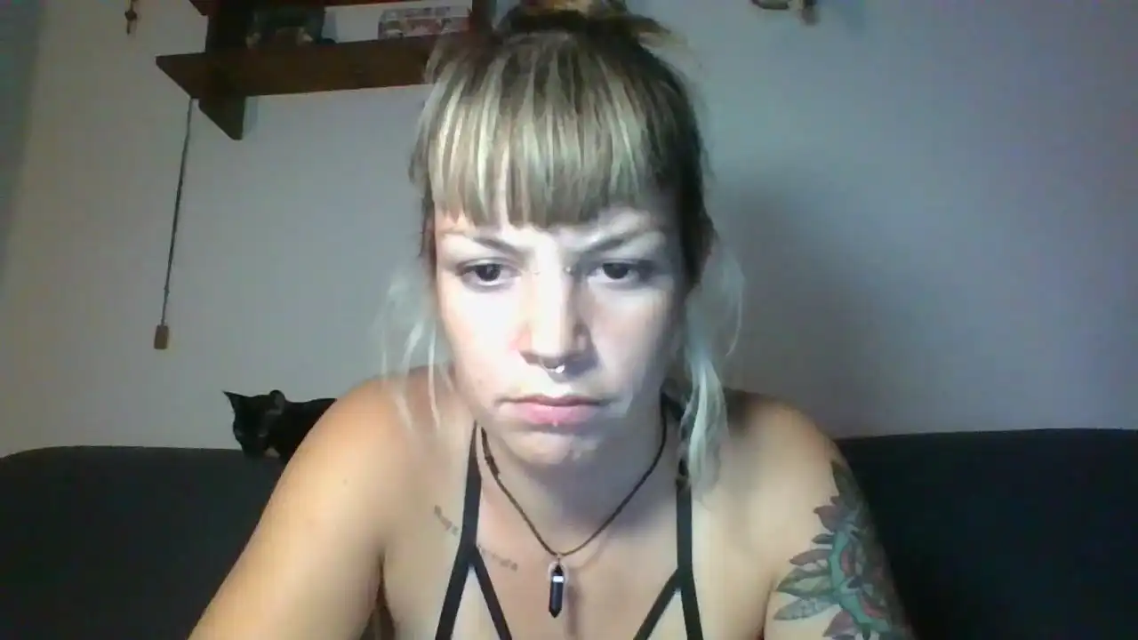 Ronamamona – [Amateur.tv] Sensual Girl Alone Fuck Her Hard – 2026-02-04 11:21:46