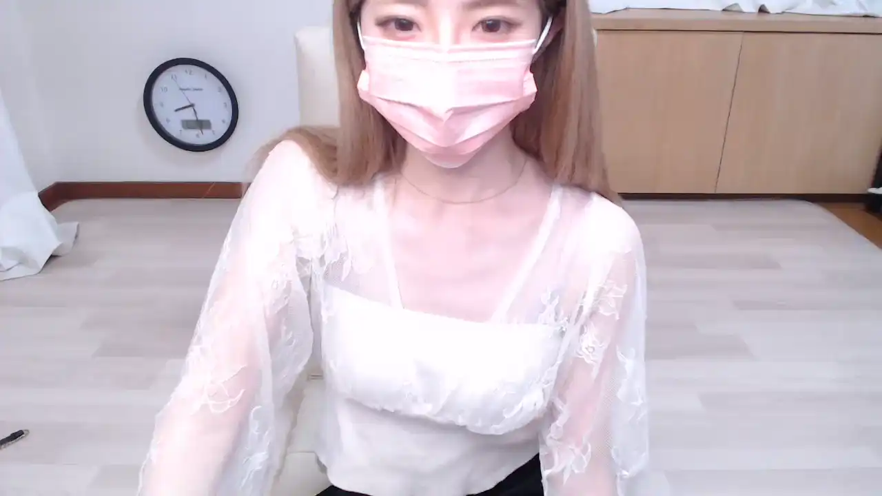 Alisav – [Sakuralive] Amateur Mouth Hottest Webcam Babe – 2025-07-01 13:43:43
