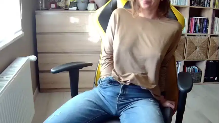 Erotic_vibe – [Chaturbate] Pretty Cam Model Hot Parts Masturbate – 2025-06-24 22:34:20