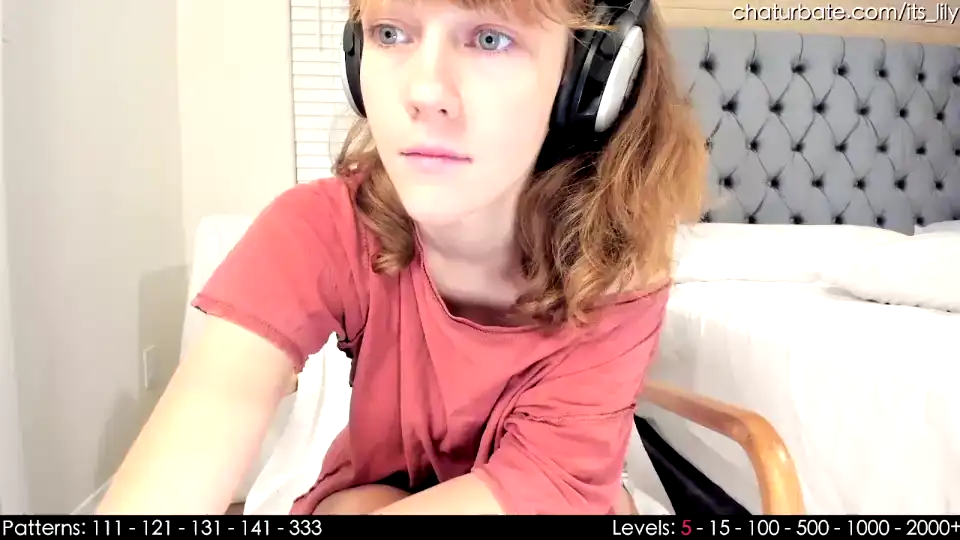 Its_lily – [Chaturbate] Only Fun Club Video Cam Video Lovense – 2025-12-31 20:52:34