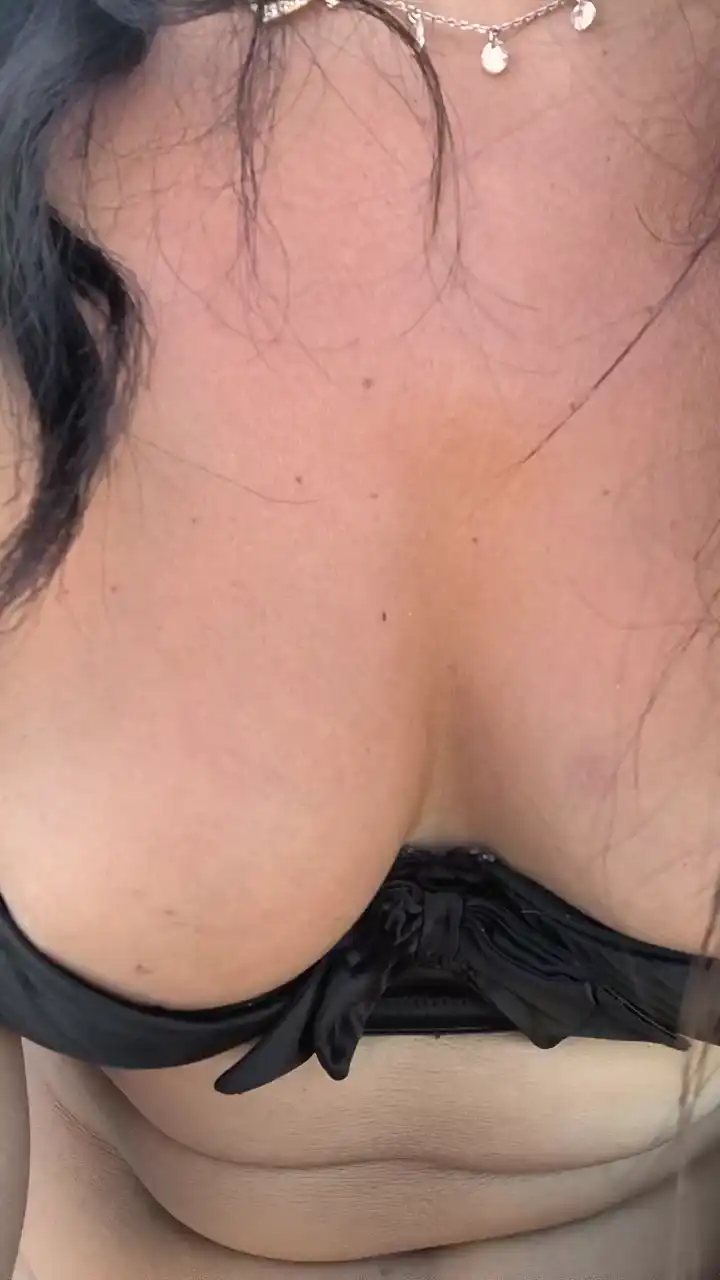 Saraah34 – [Cam4] Teases Xxxvideo Homemade – 2025-02-02 07:57:42