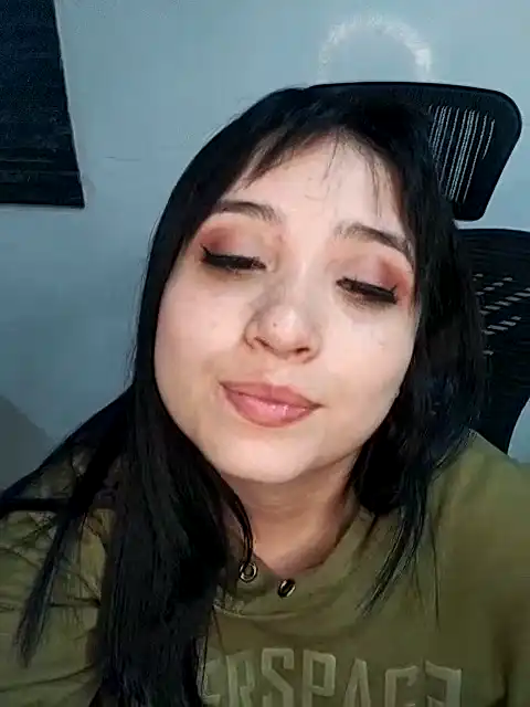 Meganbutler – [Xlovecam] Playing On Live Webcam Homemade Camera – 2026-01-03 21:46:37