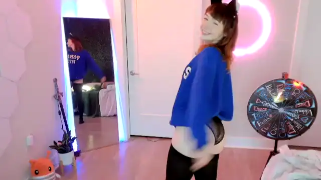 Snugglepunk – [Myfreecams] Big-ass Awesome Natural Body – 2026-01-18 19:32:01