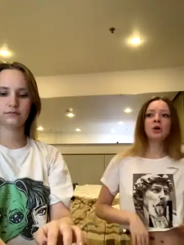 Radiants_two – [Stripchat] Awesome Teases Body – 2025-11-10 05:48:04