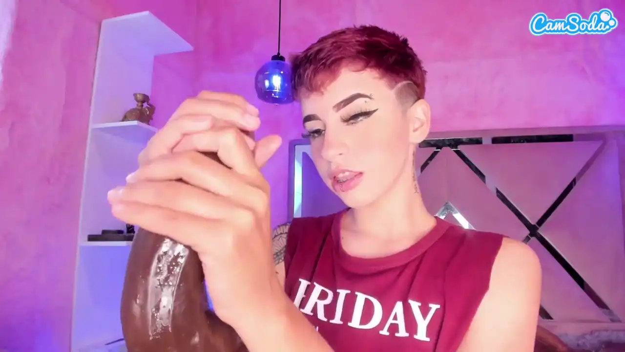 Alicee-love – [Camsoda] Livecam Romantic Spy – 2025-08-02 04:12:25