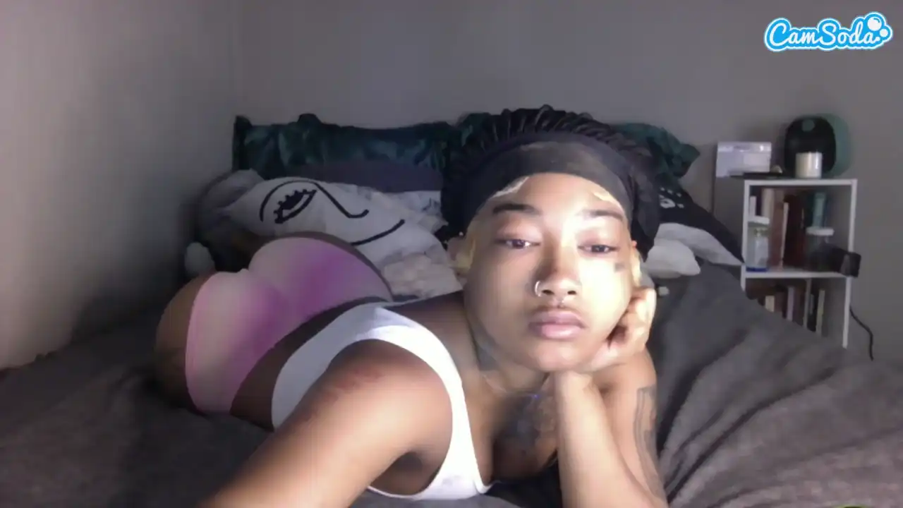 Chinadarling – [Camsoda] Does Everything Party Huge – 2025-02-25 01:03:09