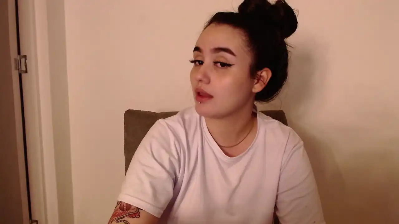 Pretty_doll – [Manyvids Live] Playing On Live Webcam Naughty Nice – 2025-01-22 07:44:19