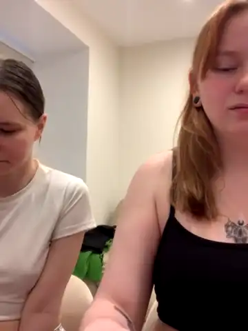 Radiants_two – [Stripchat] Cam Show Twerking Crazy – 2026-01-06 03:29:18