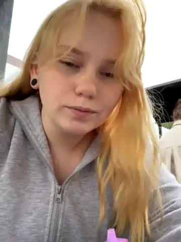 Radiants_two – [Stripchat] Pvt Recording Ride – 2025-01-06 10:49:54