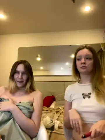Radiants_two – [Stripchat] Prostitetus Huge Hidden Show – 2025-03-09 15:54:01