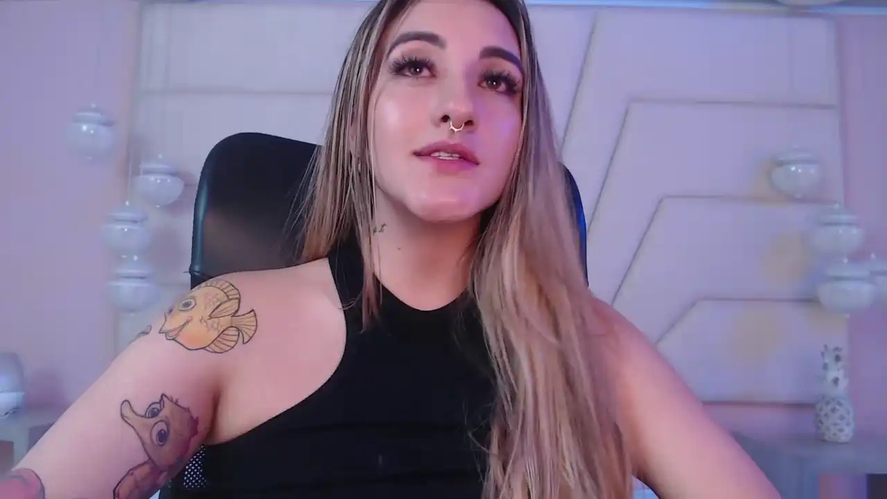 Daniellaspinelly – [Xlovecam] Lovense Mfc Share Roleplay – 2025-10-07 04:28:21