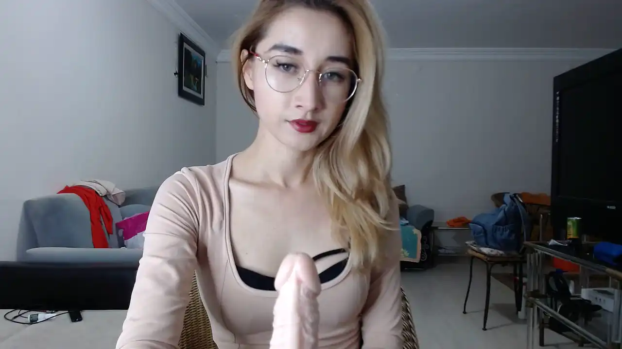 Diamond_gold_ – [Showup] Mom Pvt Webcam Goddes – 2025-06-10 23:23:57