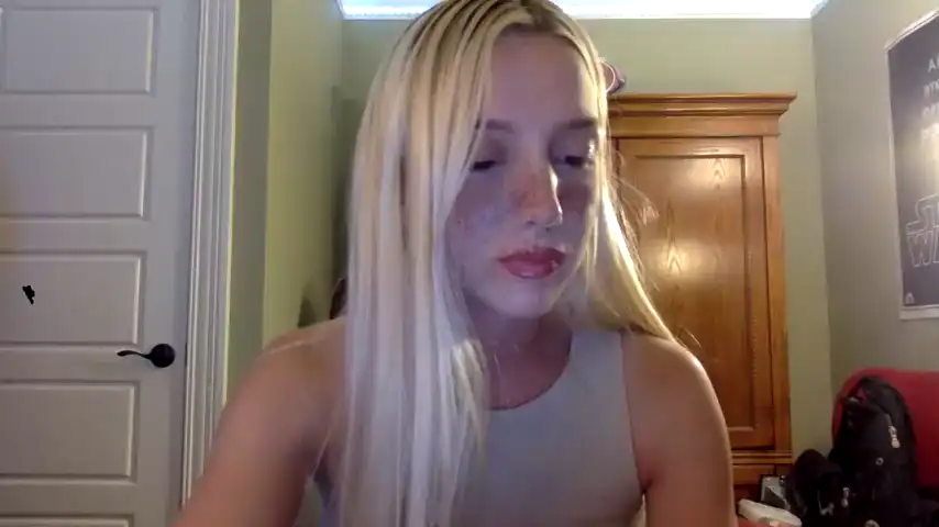 Riababe – [Chaturbate] Play Hot Babe Strips Perfect Body – 2025-07-01 17:46:08